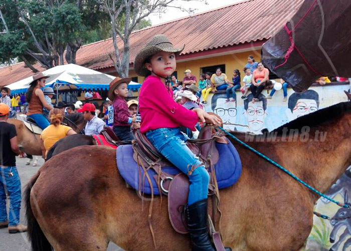 Exitoso desfile hípico infantil en Somoto - TN8 el canal joven de Nicaragua