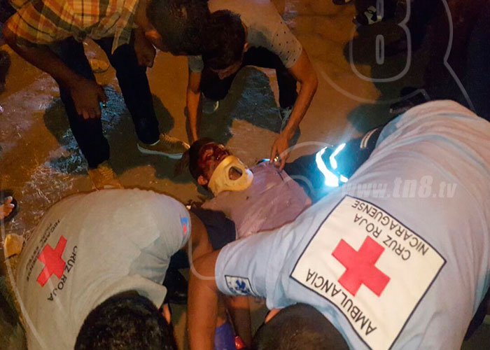 Estelí: Motociclista borracho se estrella brutalmente - TN8 el canal joven de Nicaragua