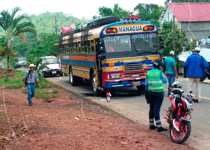 nicaragua, nueva guinea, transporte publico