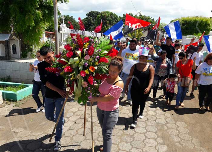 nicaragua, homenaje, chinandega, heroes y martires, cementerio,