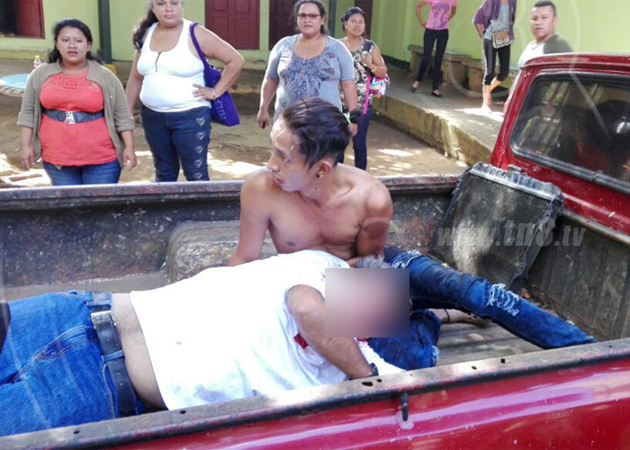 nicaragua, carretera masaya a granada, exceso de velocidad, hospital, sangre,