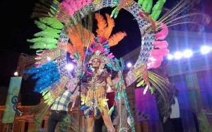 reina, carnaval nicaragua, managua, palacio, nacional, trajes, fantasia,
