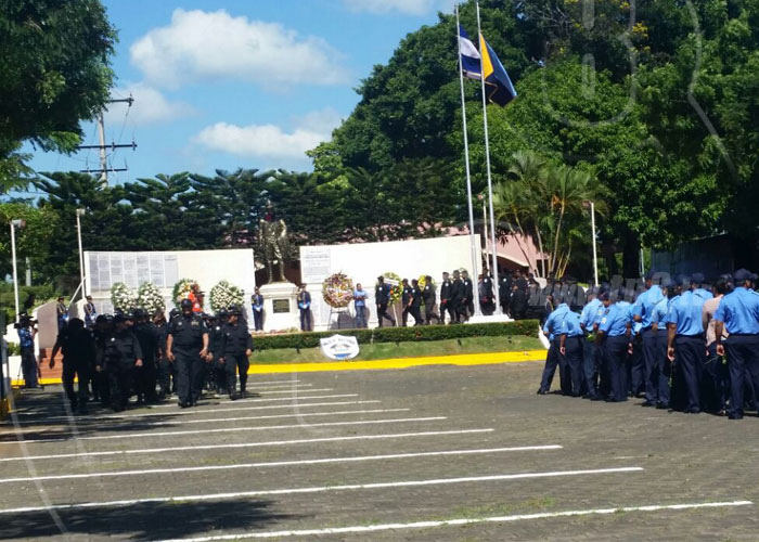 nicaragua, policia nacional, homenaje, hombres caidos, constitucion,