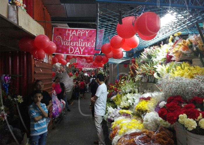 nicaragua, dia de san valentin, 14 de febrero, rosas, regalos, amor, mercados de nicaragua, amistad, comercio, 