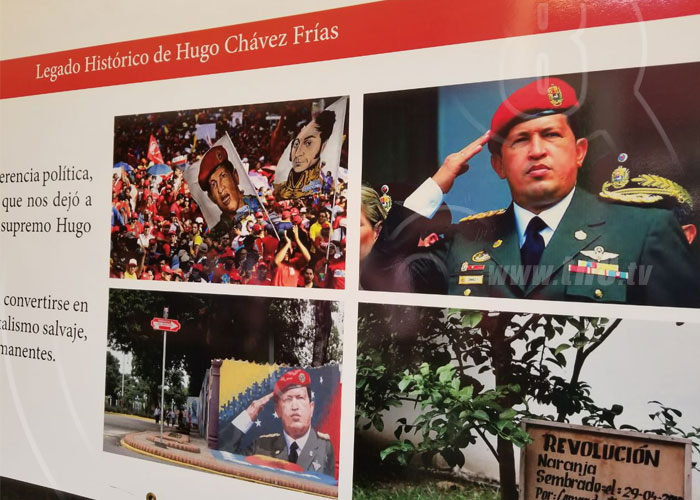 nicaragua, comandante hugo chavez, homenaje, asamblea nacional, exhibicion de fotos historicas,