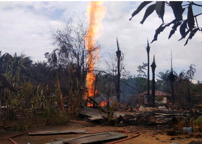 indonesia, al menos 15 muertos, explosion, pozo de petroleo, 