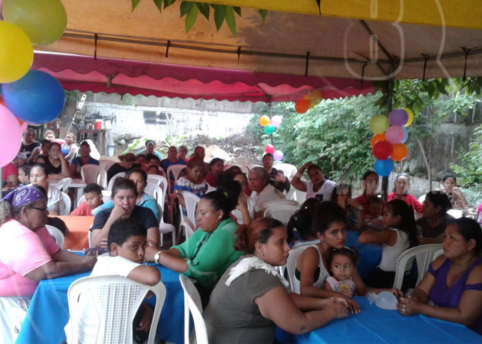 nicaragua, tipitapa, celebracion, dia de las madres, comerciantes, alcaldia,