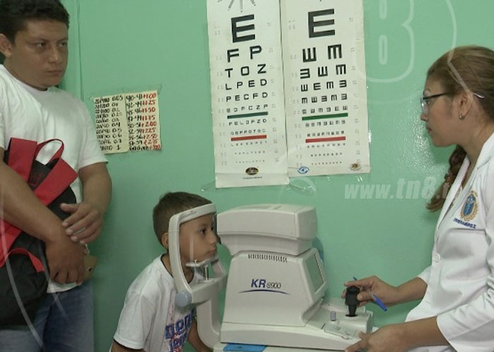 nicaragua, jornada de salud, centro nacional de oftalmologia, lentes, adulto mayor, salud,