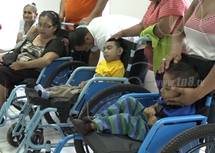 nicaragua, silla de ruedas, todos con voz, granada, discapacidad,