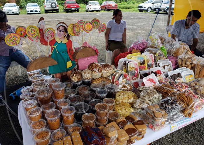 nicaragua, mercado campesino, productos, comercio, precios bajos, frutas, bisuteria, medicina, calzado,