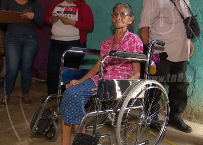 nicaragua, sillas de ruedas, entrega, tipitapa, promotoria solidaria,