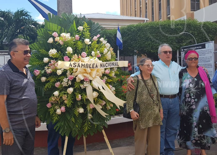 nicaragua, carlos nunez, homenaje, ofrenda floral, asamblea, parlamento,