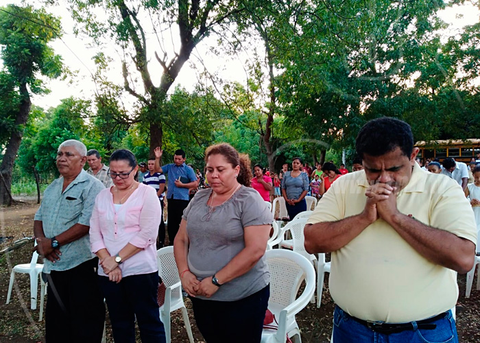 tipitapa, jornada de oraciones, paz, nicaragua, familias, paz, pastores evangelicos, oracion,