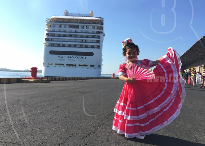nicaragua, puerto corinto, crucero, turismo, magnifica, chinandega,