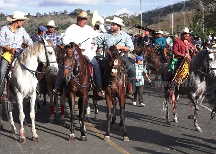 nicaragua, boaco, cabalgata, aniversario, ciudad, tradicion,