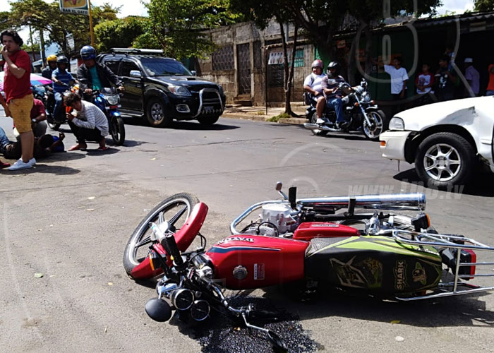nicaragua, accidente de transito, motociclista, fractura, managua,