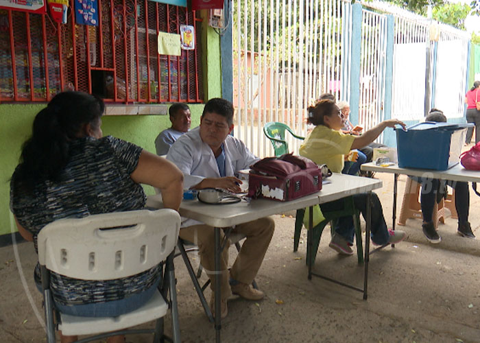 nicaragua, salud, clinica movil, managua, barrio cristo el rosario,