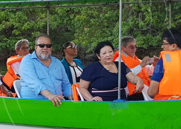 Ministro de turismo de Cuba visita ciudades coloniales de Nicaragua