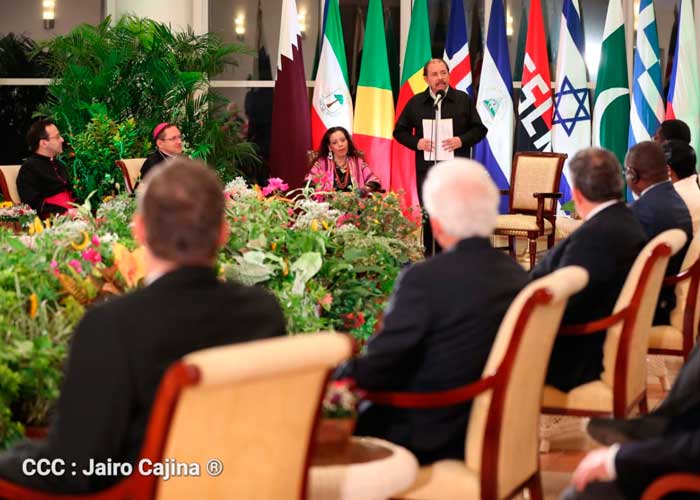 Presidente Daniel Ortega Recibe Cartas Credenciales de nueve embajadores
