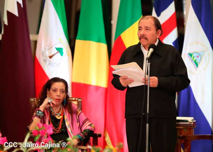 Presidente Daniel Ortega recibe cartas credenciales 