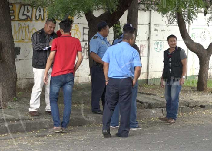 Asalto a mano armada en el barrio El Riguero