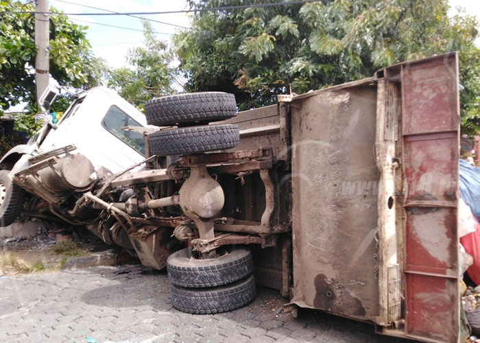 Managua ,accidente, lesionados, ambulancia, cruz roja, traslado
