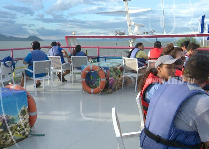 nicaragua, managua, lago xolotlan, puerto salvador allende, recorrido turistico, extranjeros, nicaraguenses, 