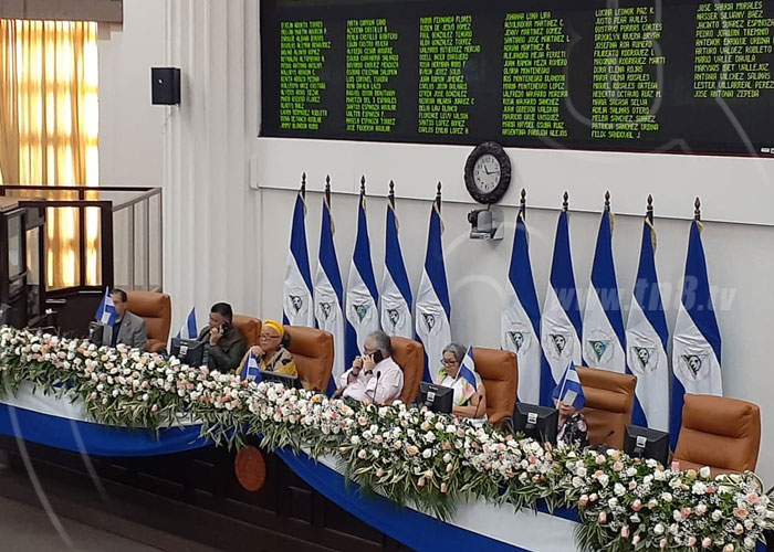 nicaragua, parlamento, asamblea nacional, dia de la biblia, traduccion,