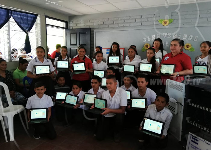 nicaragua, jalapa, educacion, aula digital, tecnologia,