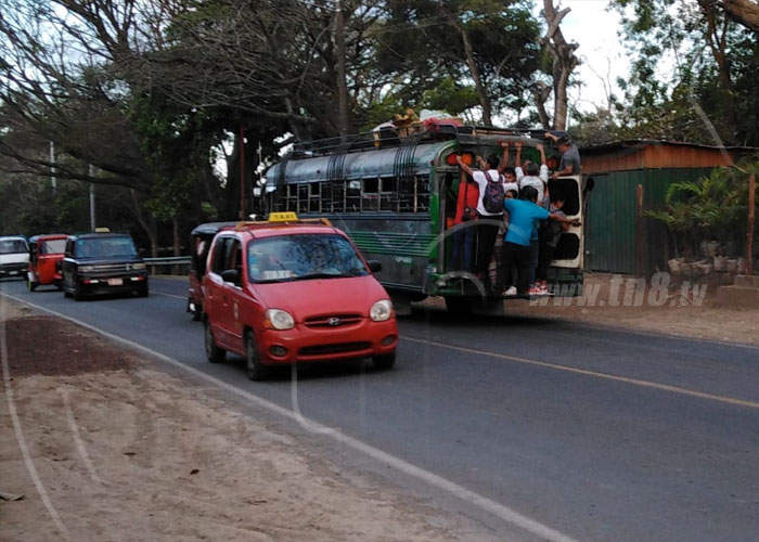 nicaragua, pasajeros, exceso, bus, zona franca, transporte,
