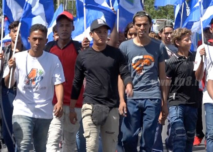 nicaragua, cruzada nacional de alfabetizacion, conmemoracion, relevo de banderas, juventud,