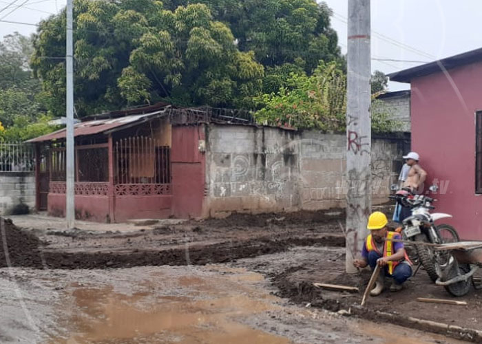 nicaragua, barrio benedicto valverde, calles, mejoramiento vial, drenaje,