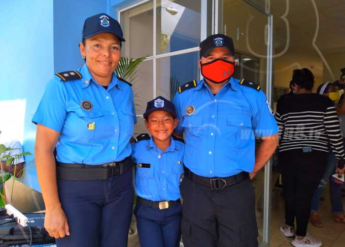 nicaragua, comisaria, mujer, policia, chichigalpa, seguridad,