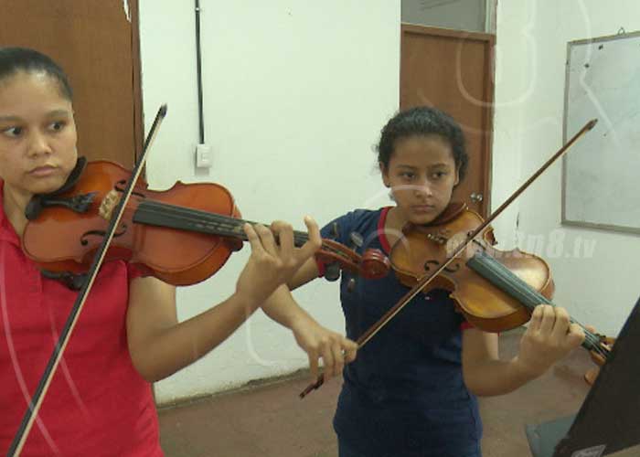 nicaragua, escuela, luis abraham delgadillo, escuela de musica, 70 anos de fundacion,