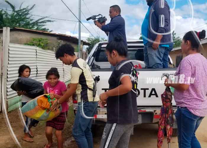 Foto: Familias retornan poco a poco a sus hogares luego de huracanes en Nicaragua / TN8