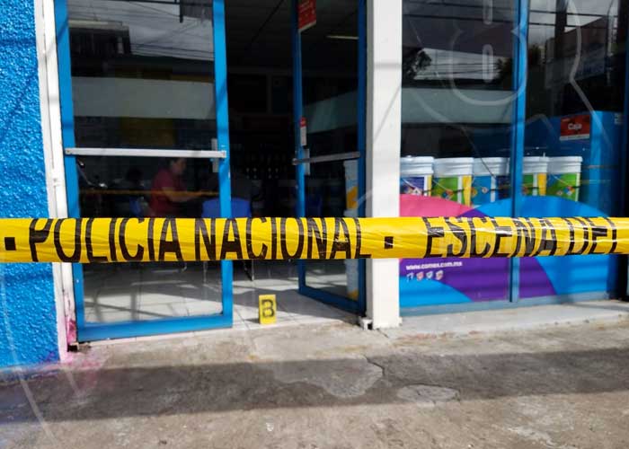 nicaragua, robo, tienda, managua, 27 de mayo, intimidacion, arma,
