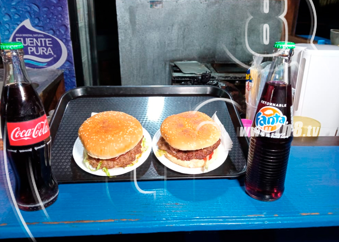 Foto: Papi Burguer, el hogar de la hamburguesa del Puerto Salvador Allende/ TN8 