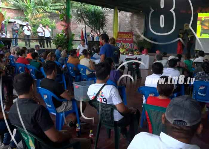 Ometepe: Familias escuchan mensaje de unidad del Comandante Daniel Ortega  / FOTO / TN8 
