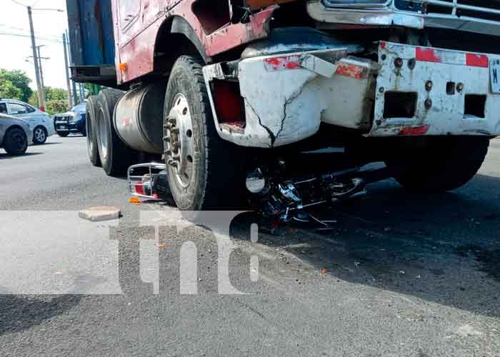 nicaragua, accidente de transito, prensado, camion, managua,
