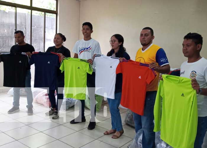 nicaragua, deporte, uniformes, minjuve, futbol, donacion,