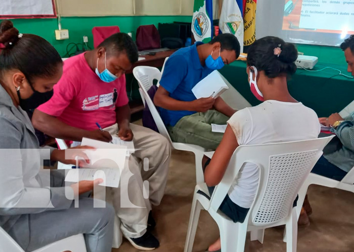Foto: Realizan encuentro de tutores que desarrollaran el bachillerato en el Caribe Norte/ TN8 