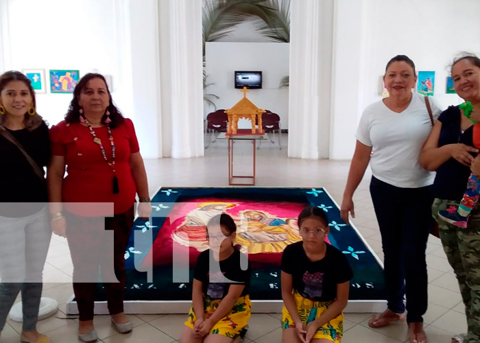 nicaragua, managua, palacio de la cultura, arte sacro, pinturas, alfombras pasionarias,