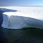 iceberg enorme