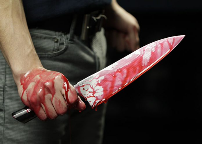 hombre con cuchillo