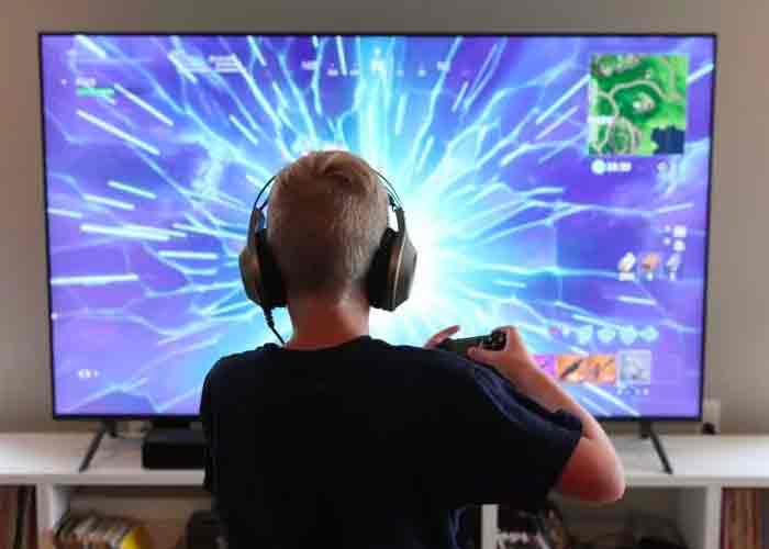 Un padre pierde la custodia de su hijo por popular videojuego 'Fortnite' |  