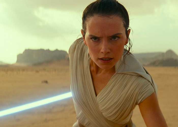 Lucasfilm niega que Palpatine sea el padre de Anakin Skywalker 