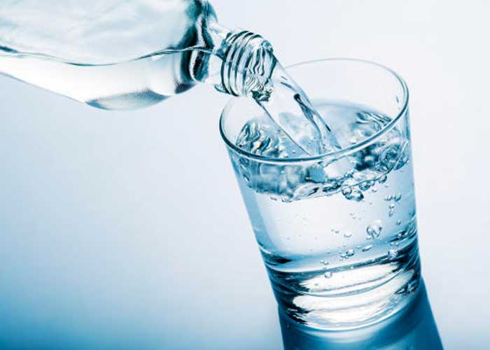 Descubren dos fases con distintas densidades del agua líquida | TN8.tv