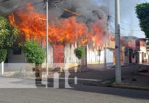 nicaragua, incendio, viviendas, managua, barrio santa ana,