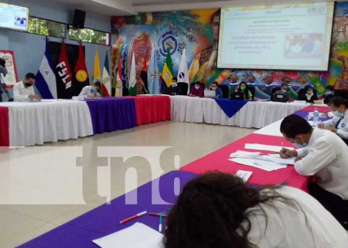 Elección del Mejor Alumno del Magisterio en Nicaragua