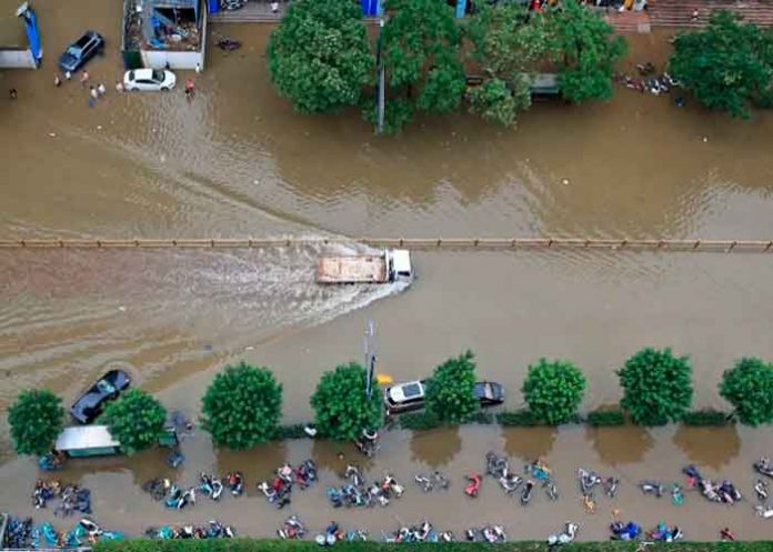 Foto: Al menos 33 los muertos y 8 los desaparecidos por inundaciones en China/Cortesía